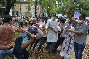 চন্দ্রিমা উদ্যানে সংঘর্ষের ঘটনায়