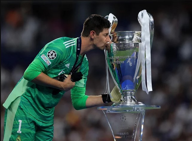 The trophy has come in his impeccable performance, the right to kiss in it is the most for Cortoir.